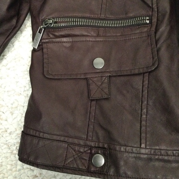 Large Women’s BLANC NOIR Brown Faux Leather Bomber Jacket with Texturized Deta… - Picture 10 of 15